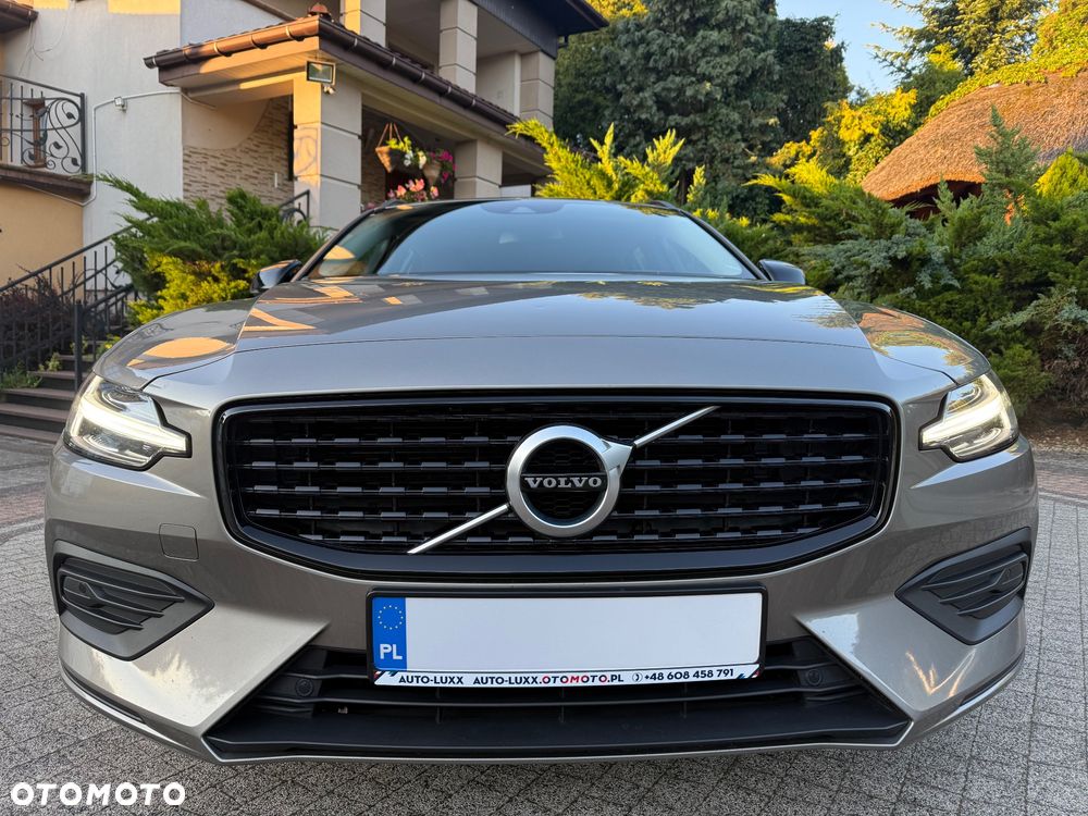 Volvo V60 B3 B DKG Momentum Pro - 3