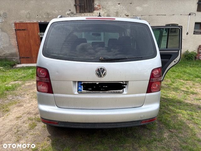 Volkswagen Touran 2.0 TDI Trendline - 3