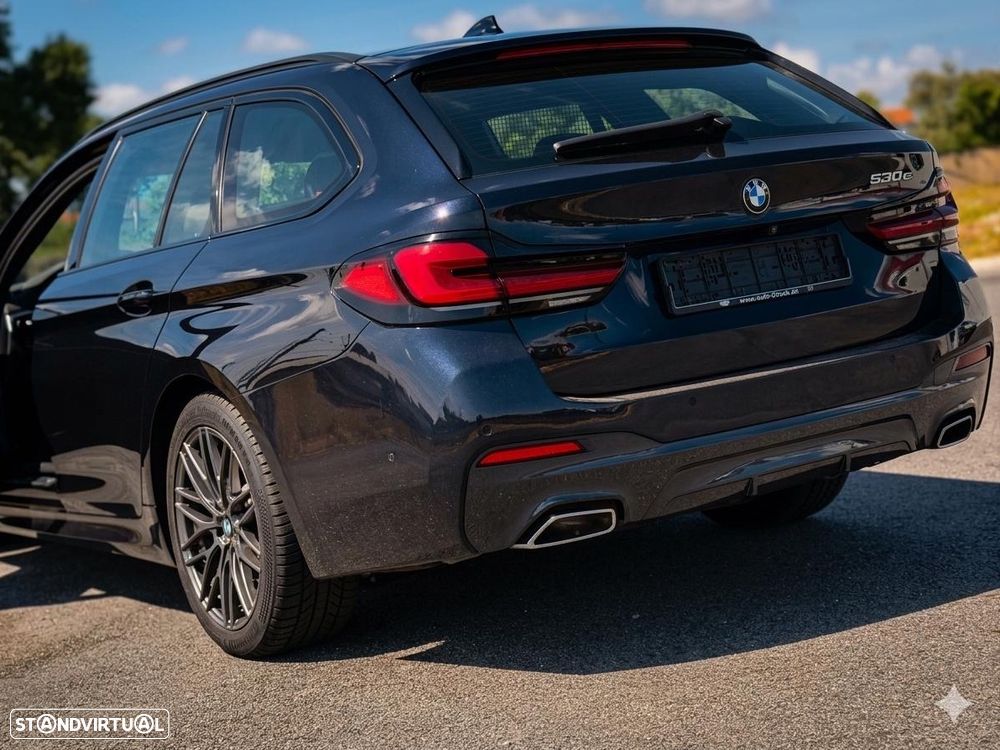 BMW 530 e Pack Desportivo M - 2