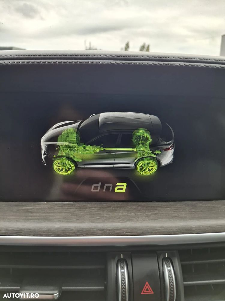 Alfa Romeo Stelvio 2.2 Diesel 16V AT8 Q4 Super - 22