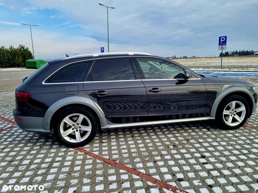 Audi A4 Allroad - 14