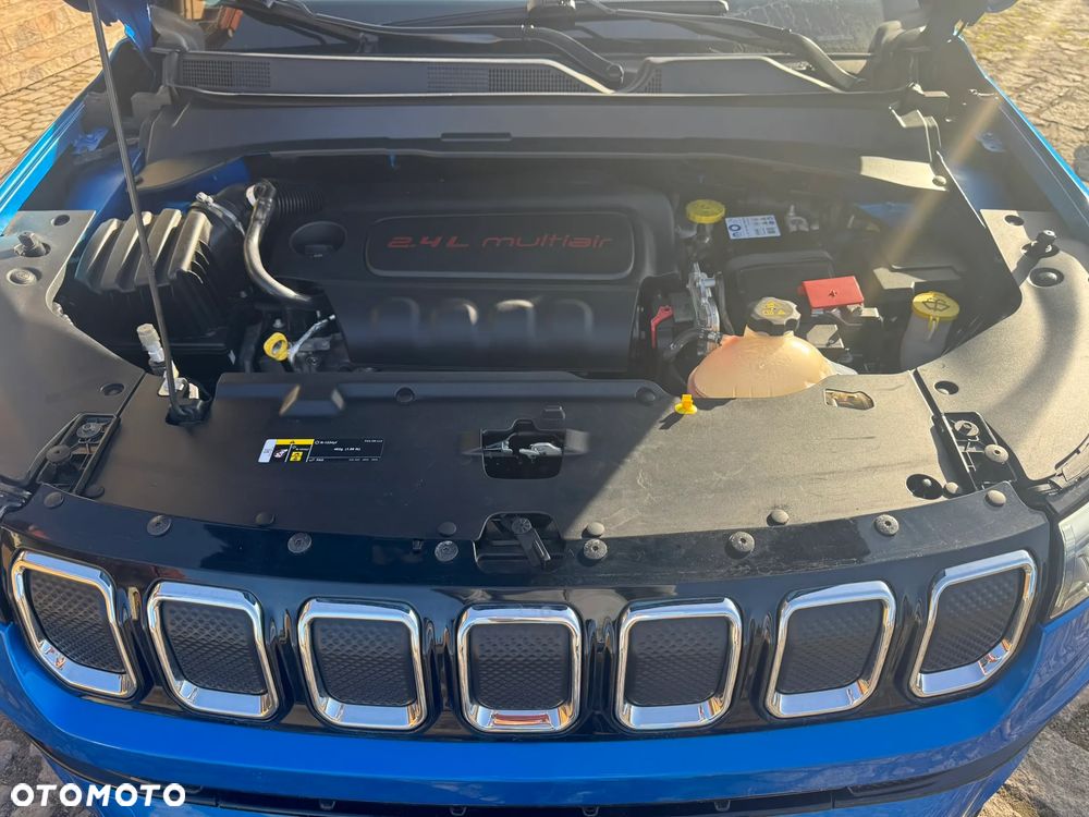 Jeep Compass 2.4I 4x4 Automatik Limited - 29