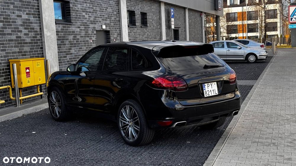 Porsche Cayenne - 12