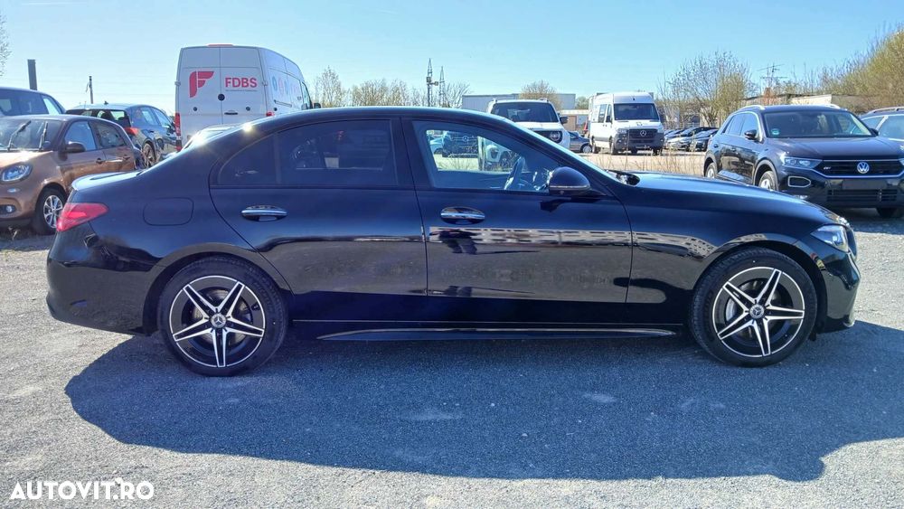 Mercedes-Benz C 300 e 9G-TRONIC AMG Line - 2