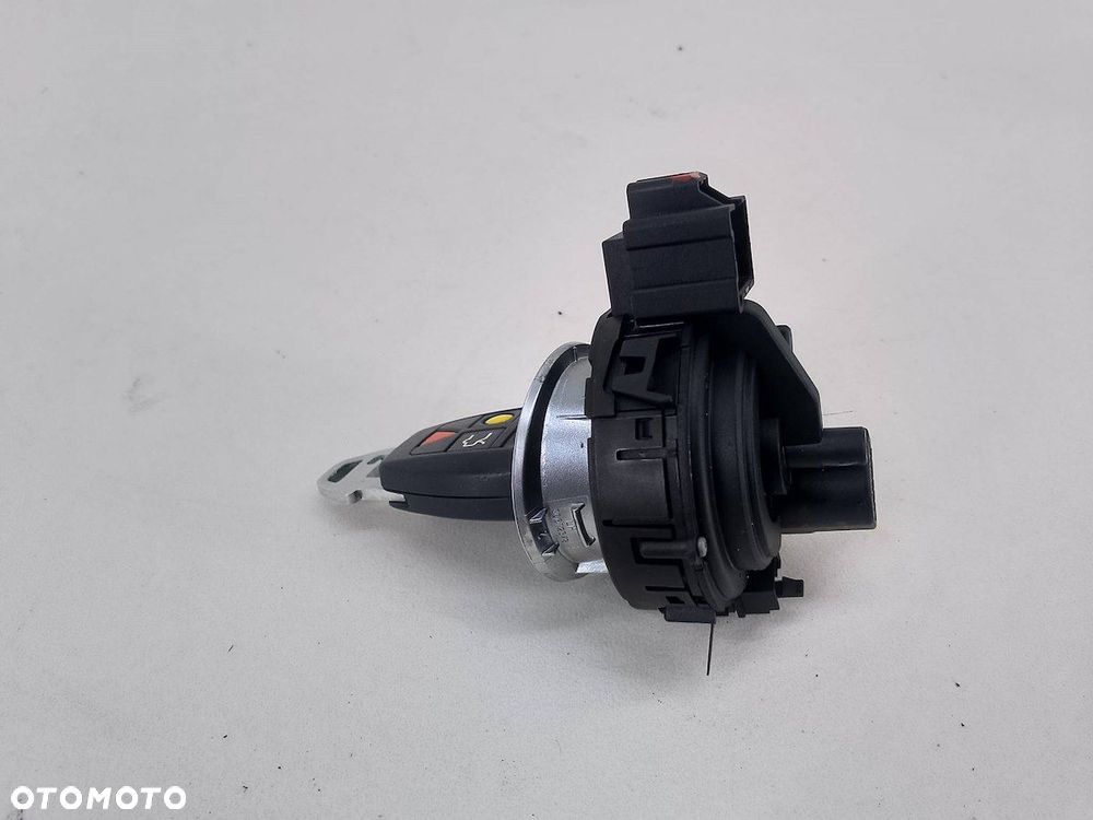 STACYJKA VOLVO V50 30768036 1.6 D - 6