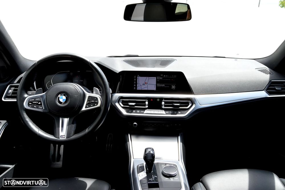 BMW 330 e iPerformance Pack M Shadow - 22
