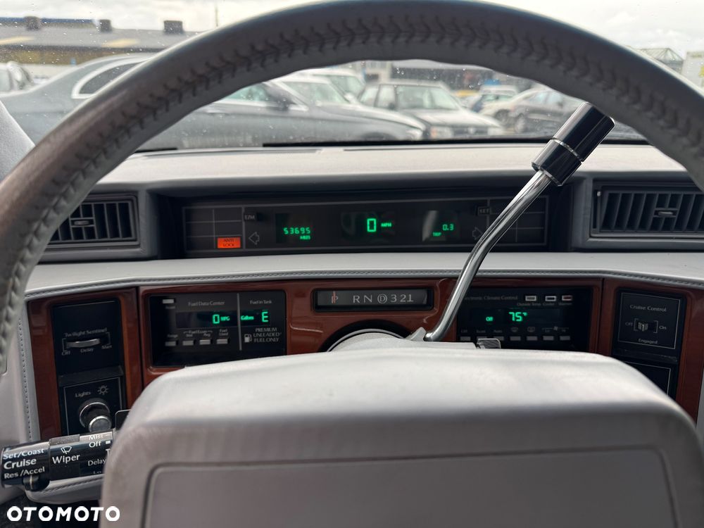 Cadillac Deville 4.5 - 9