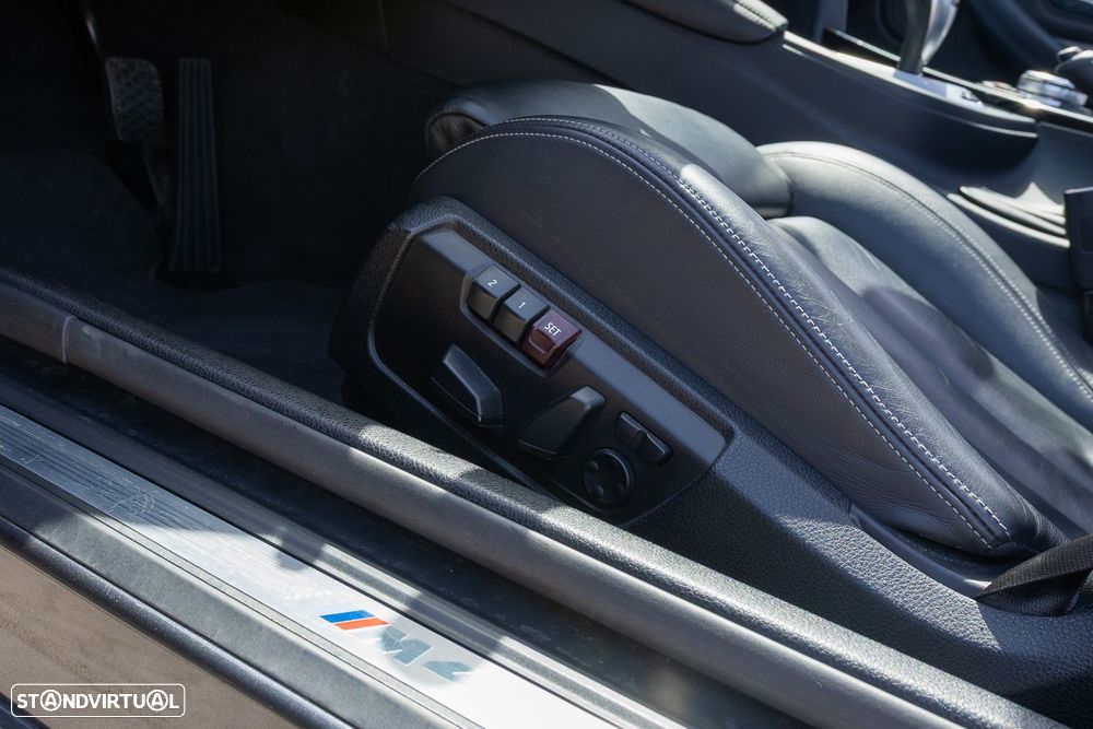 BMW M4 Auto - 13