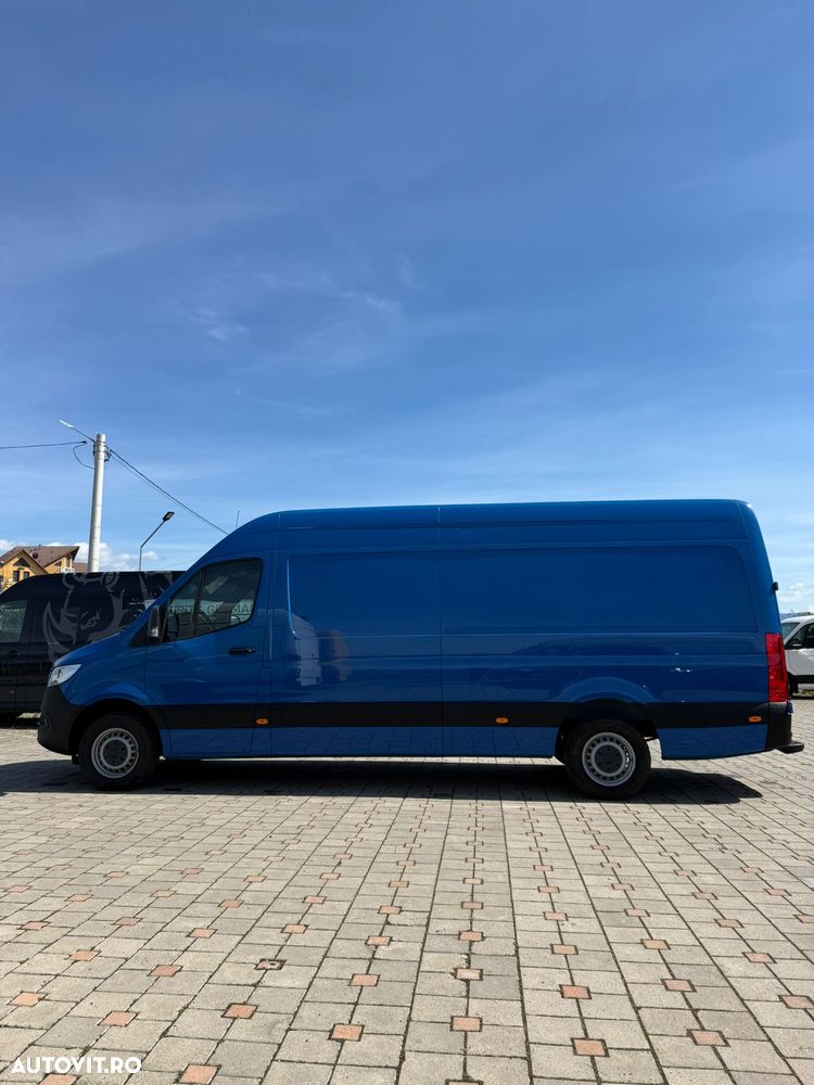 Mercedes-Benz Sprinter - 7