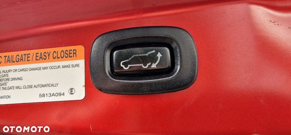 Mitsubishi Outlander 2.0 Instyle Navi 4WD CVT - 39