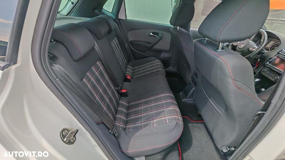Volkswagen Polo 1.4 DSG GTI - 13