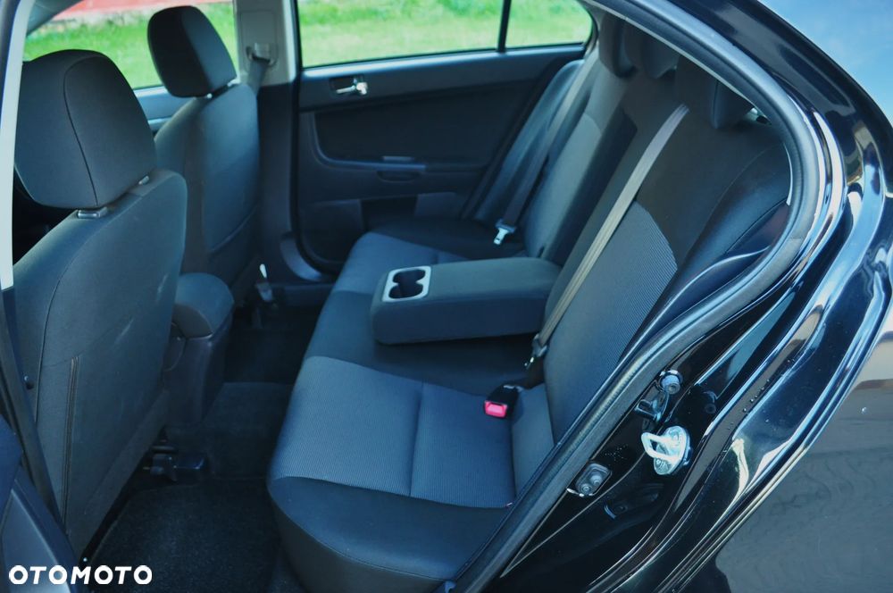 Mitsubishi Lancer 1.8 Instyle - 31