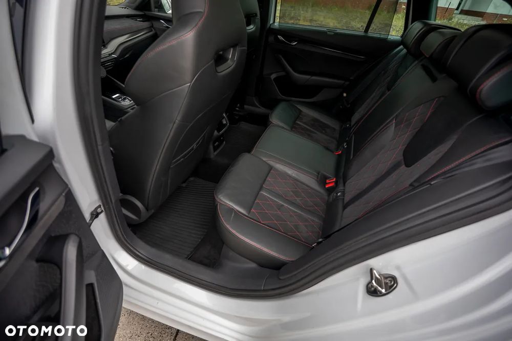 Skoda Octavia 2.0 TDI 4x4 RS DSG - 21