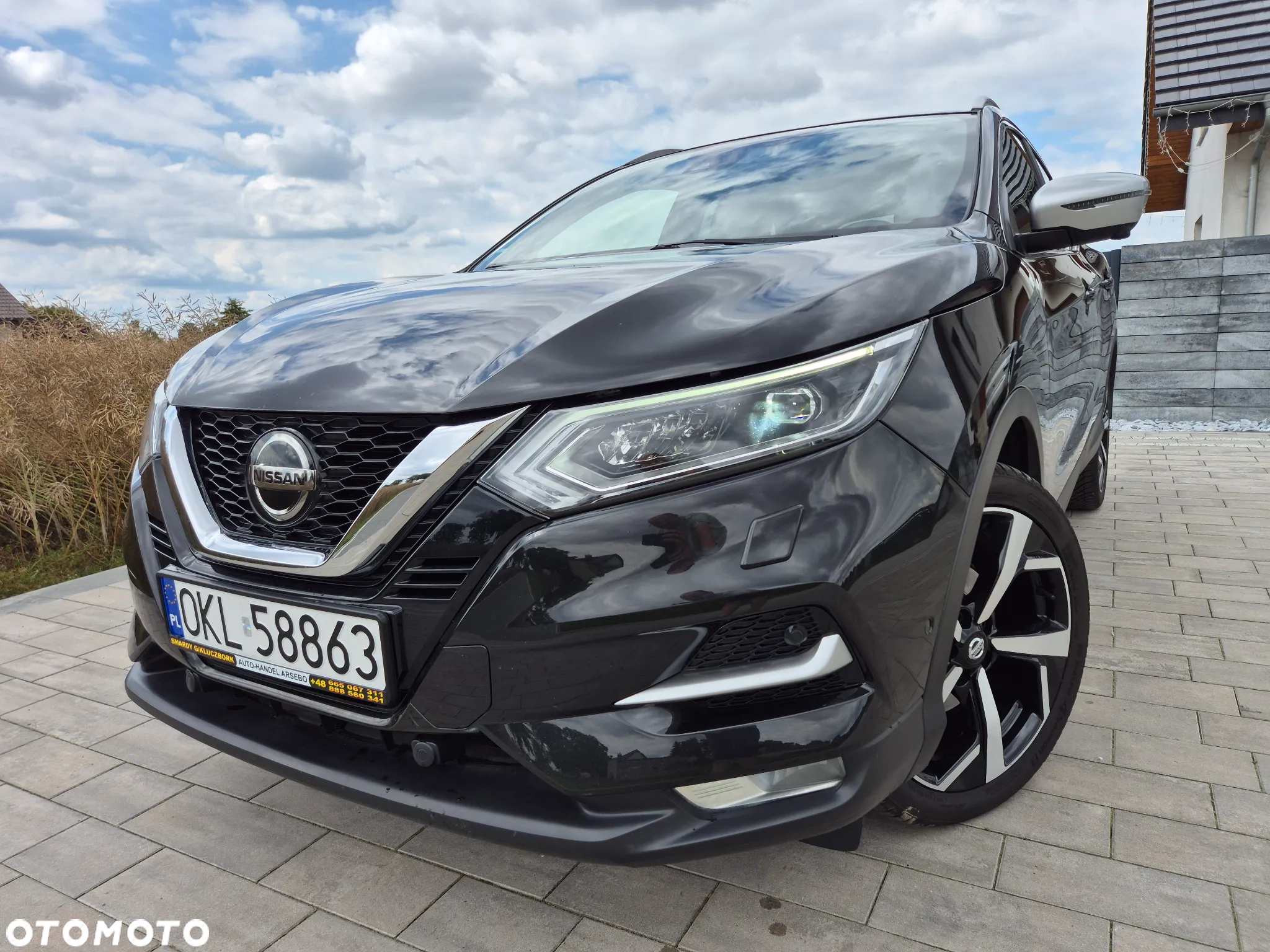 Nissan Qashqai 1.3 DIG-T Tekna+ - 26