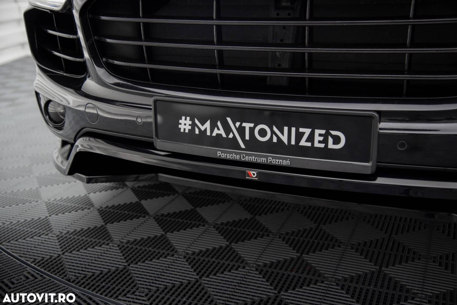 Pachet Exterior Prelungiri compatibil cu Porsche Cayenne Mk2 Maxton Design - 4