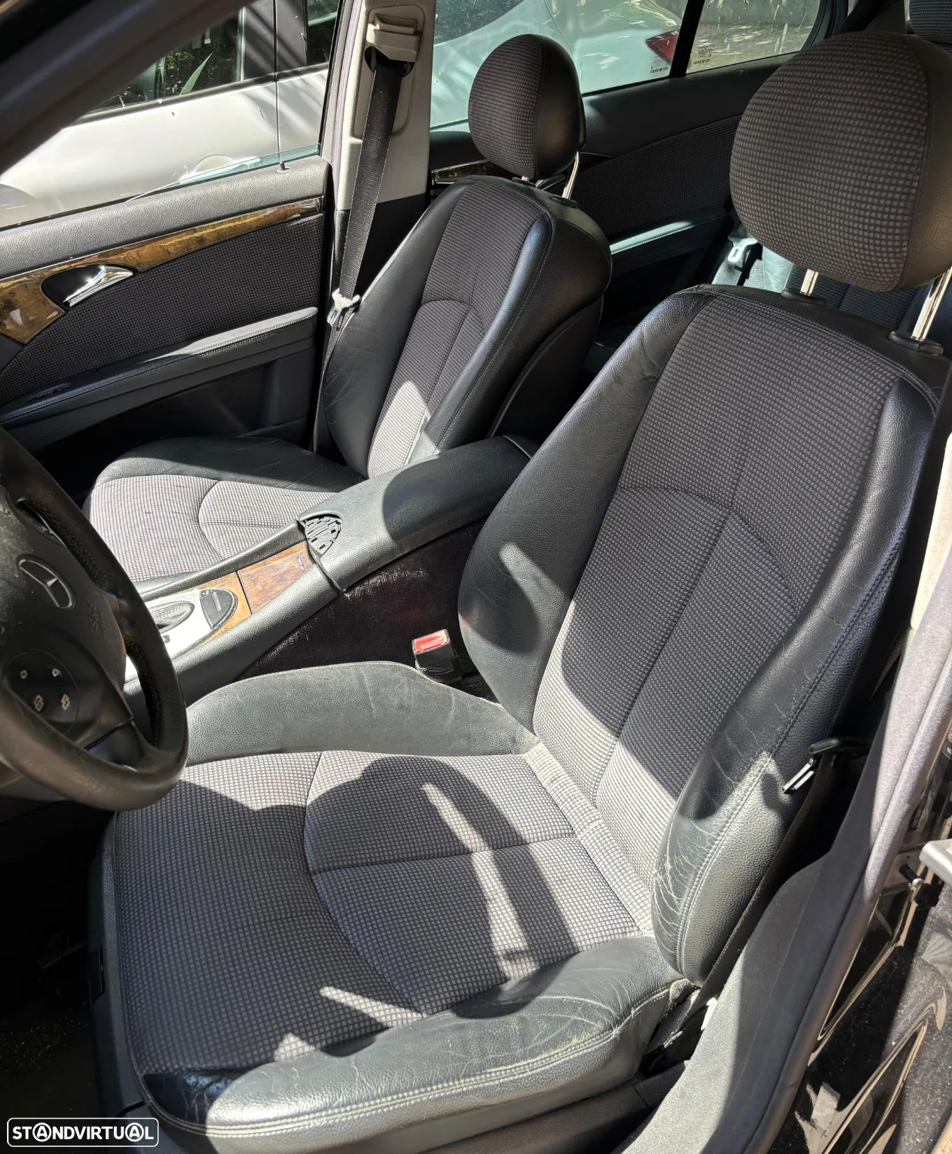 Mercedes-Benz E 220 CDi Avantgarde Aut. - 2