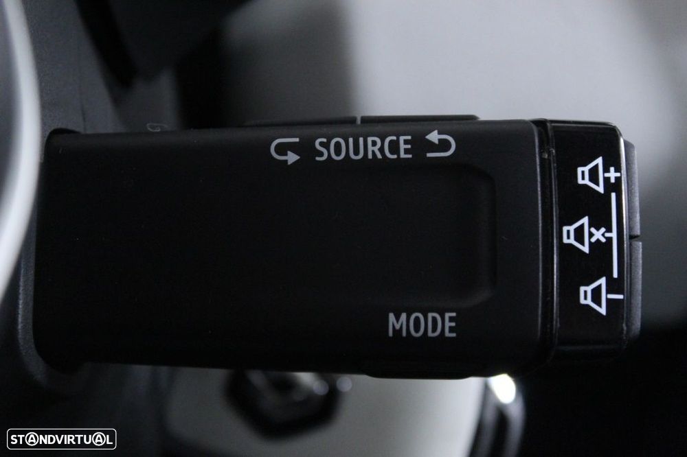 Renault Clio 1.0 TCe Techno - 26