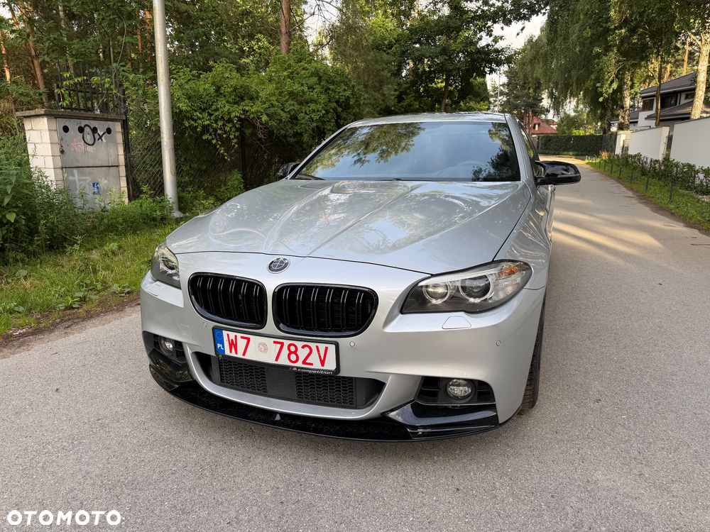 BMW Seria 5 550i - 3