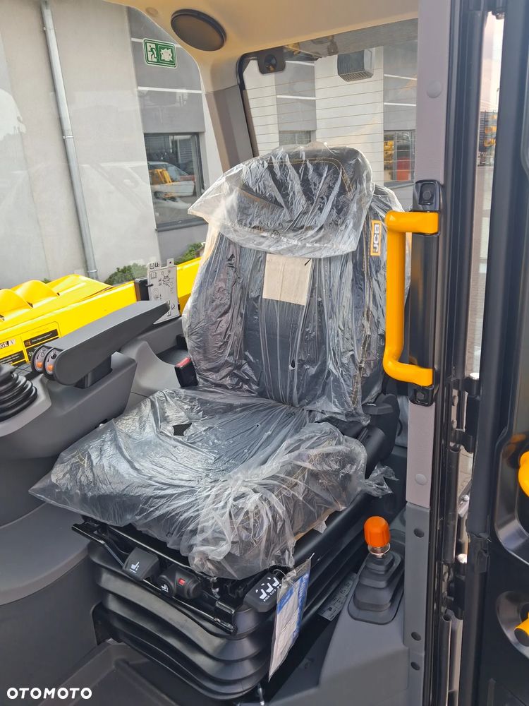 JCB 542 - 70 AGRI SUPER DUALTECH VT - 8