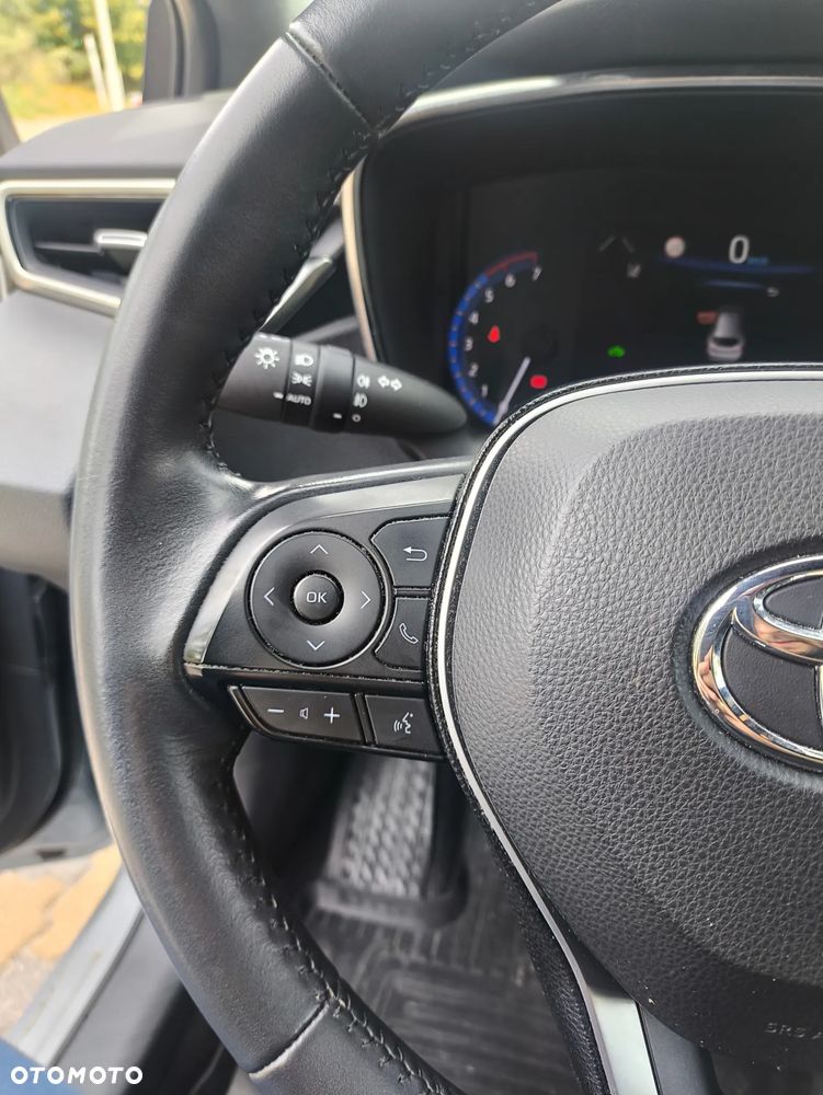 Toyota Corolla 1.8 Hybrid Comfort - 24