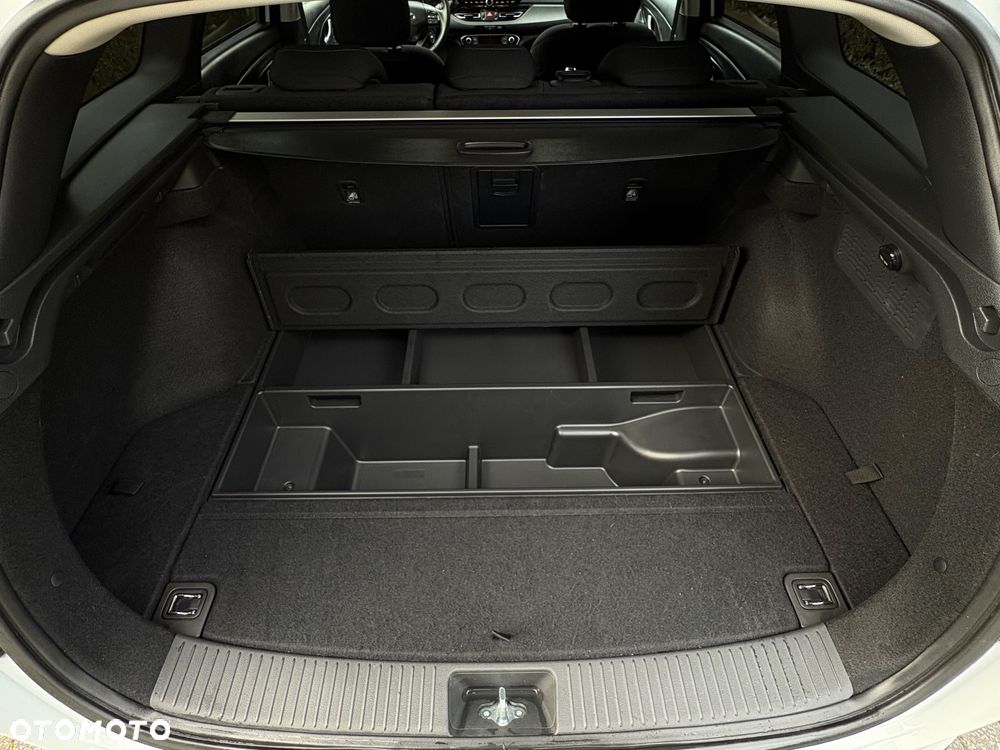Hyundai i30 Kombi 1.5 T-GDI 48V-Hybrid Prime - 25