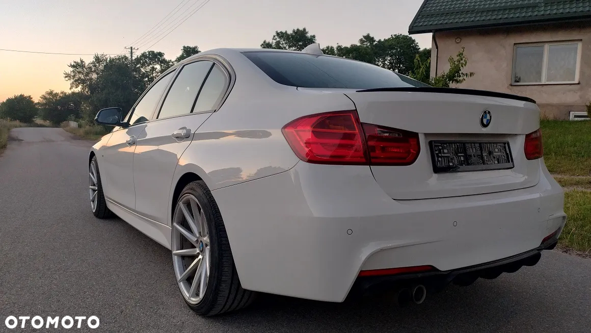 BMW Seria 3 316d M Sport Shadow - 12
