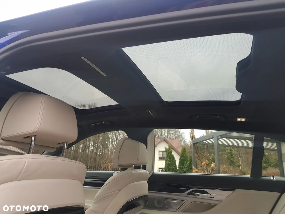 BMW Seria 7 750i - 6