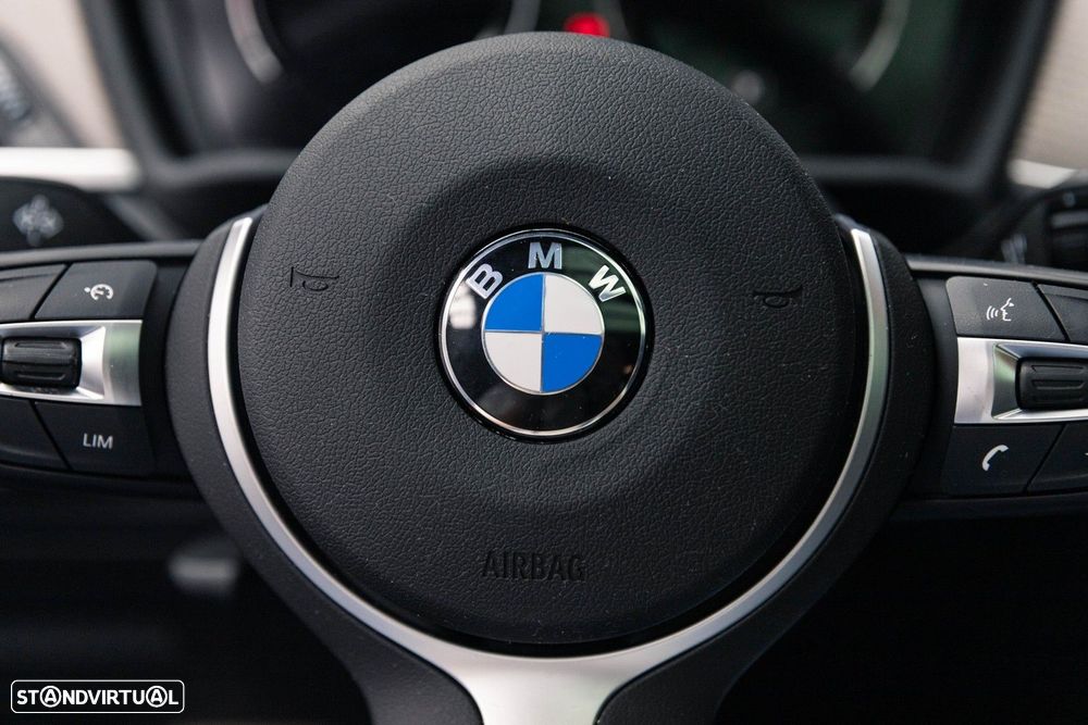 BMW X2 25 e xDrive Pack M - 32