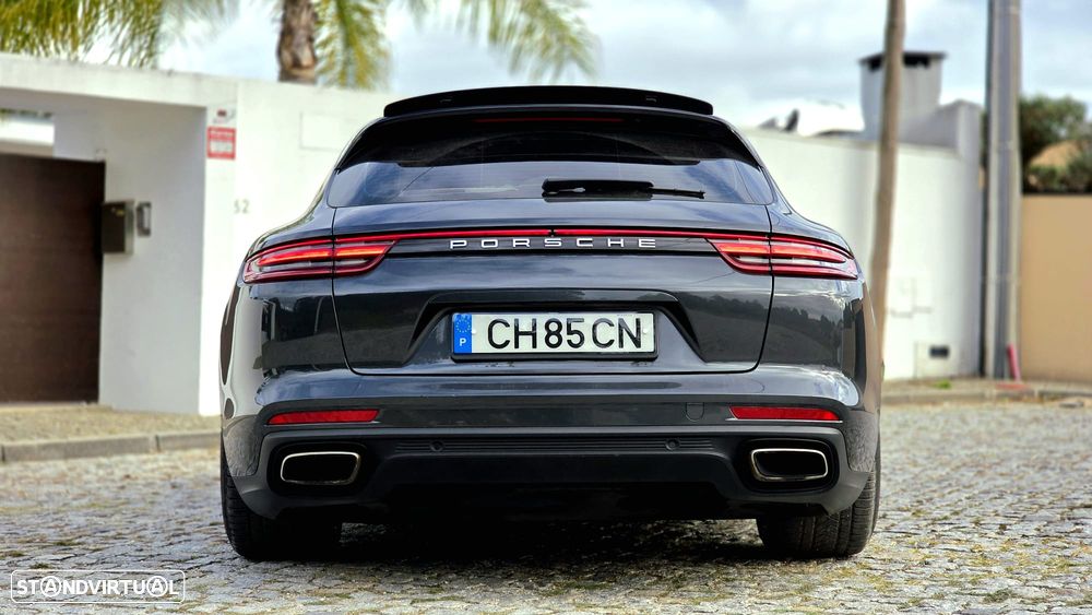 Porsche Panamera Sport Turismo - 12