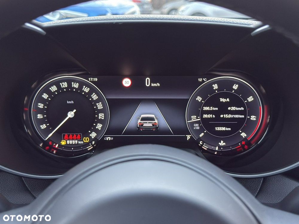 Alfa Romeo Giulia 2.0 Turbo 16V AT8-Q4 Veloce - 31