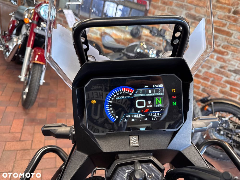 Suzuki DL - 4