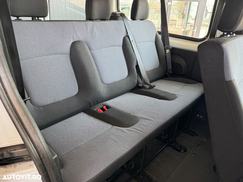 Opel Vivaro - 16