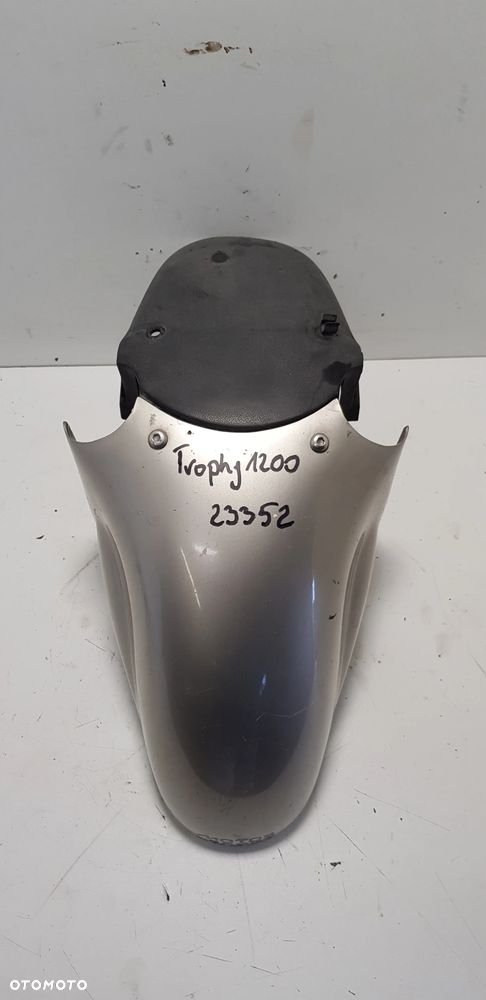 Triumph Trophy 1200 BŁOTNIK PRZÓD - 2