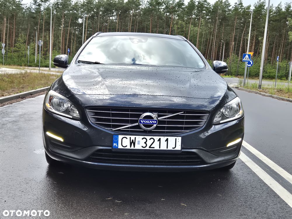 Volvo V60 D2 Kinetic - 1