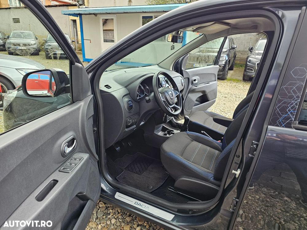 Dacia Lodgy 1.6 Stepway - 19