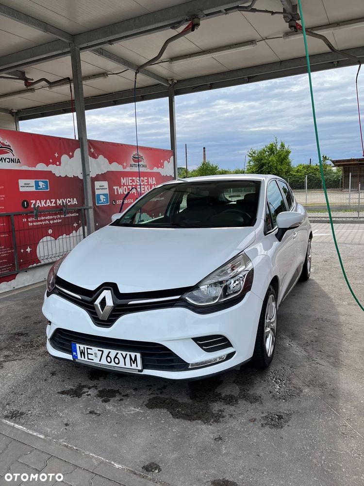 Renault Clio - 1