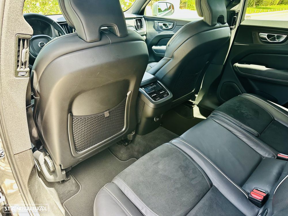 Volvo XC 60 2.0 D4 R-Design AWD - 23