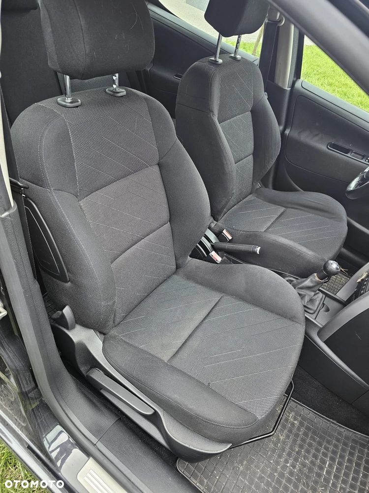 Peugeot 207 1.4 16V Trendy - 9