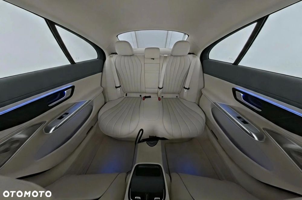 Mercedes-Benz Klasa E 220 d mHEV 4-Matic Exclusive 9G-Tronic - 8