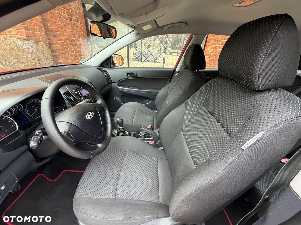 Hyundai i30 1.4 Comfort - 13