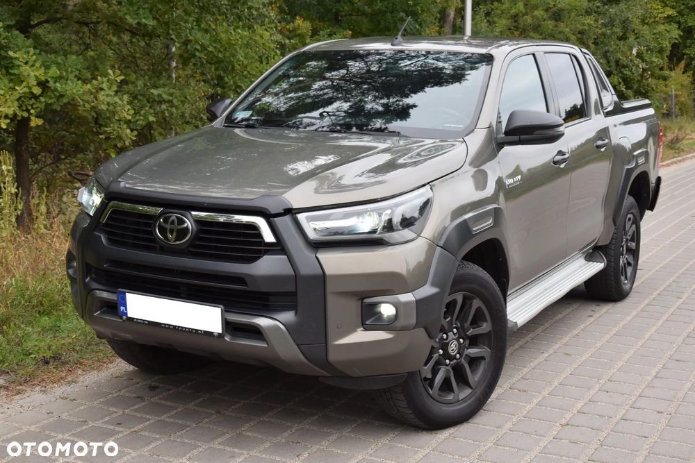 Toyota Hilux 2.8 D-4D Double Cab Invincible 4x4 - 1