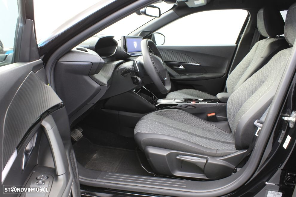 Peugeot 2008 - 23