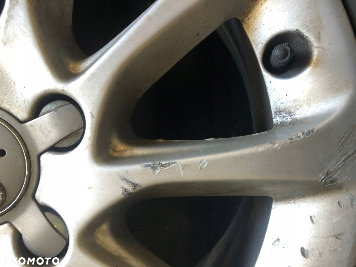 FELGI KOŁA AUDI 6.5Jx16H2 ET 46 8V0601025BM 5x112 - 9