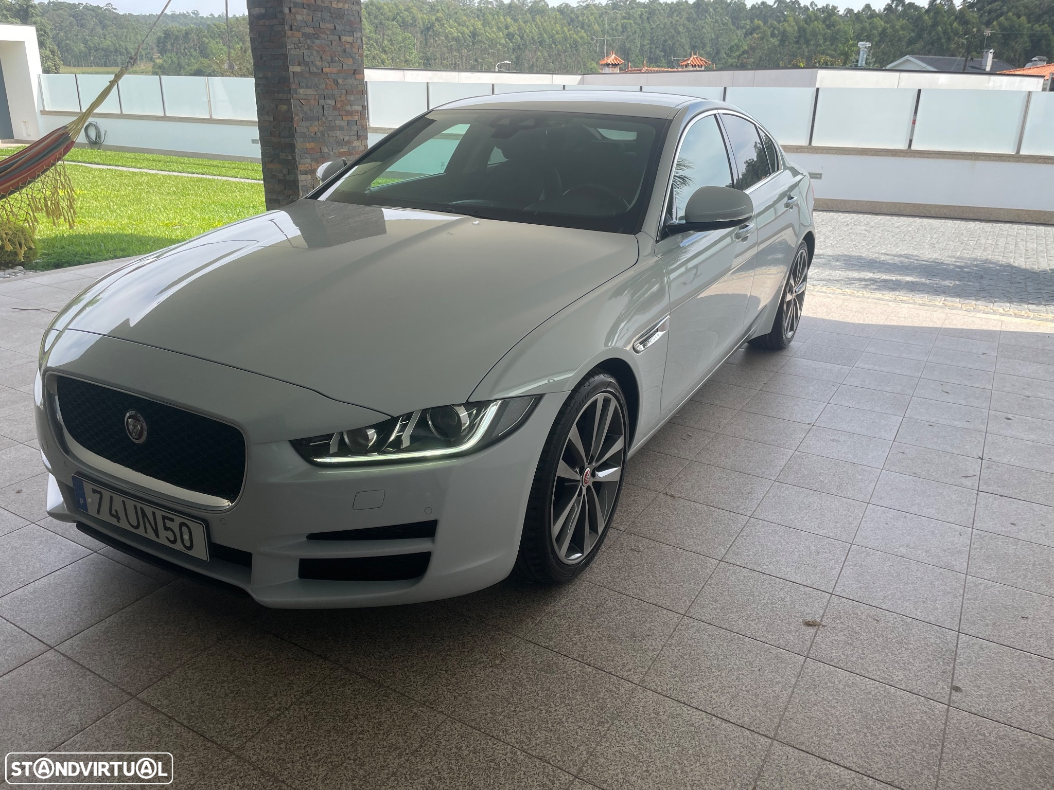 Jaguar XE 2.0 D Prestige Aut. - 14