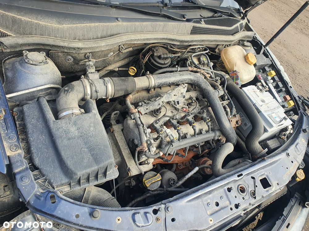 opel astra H GTC silnik 1.9 a19dth cdti skrzynia sanki belka przód tył wahacz zacisk - 2