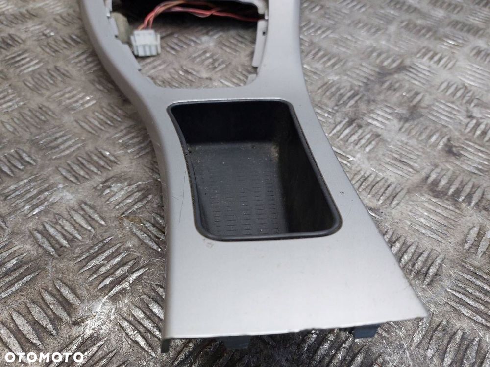 RAMKA KONSOLI ŚRODKOWA BMW E90 7078571 7118034 - 2