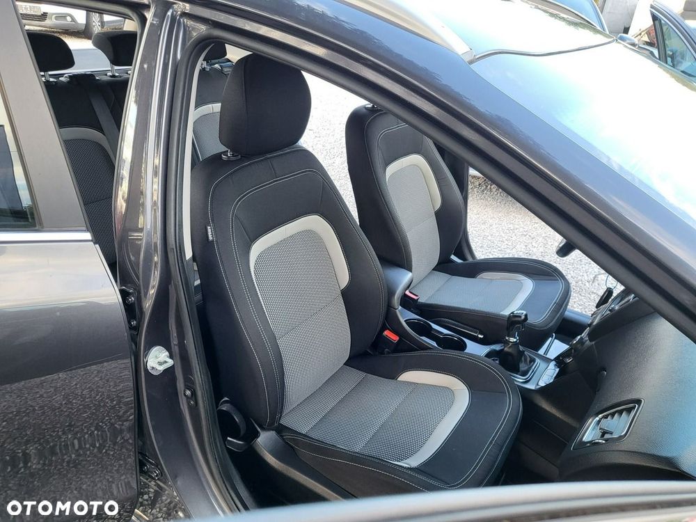 Kia Ceed - 19