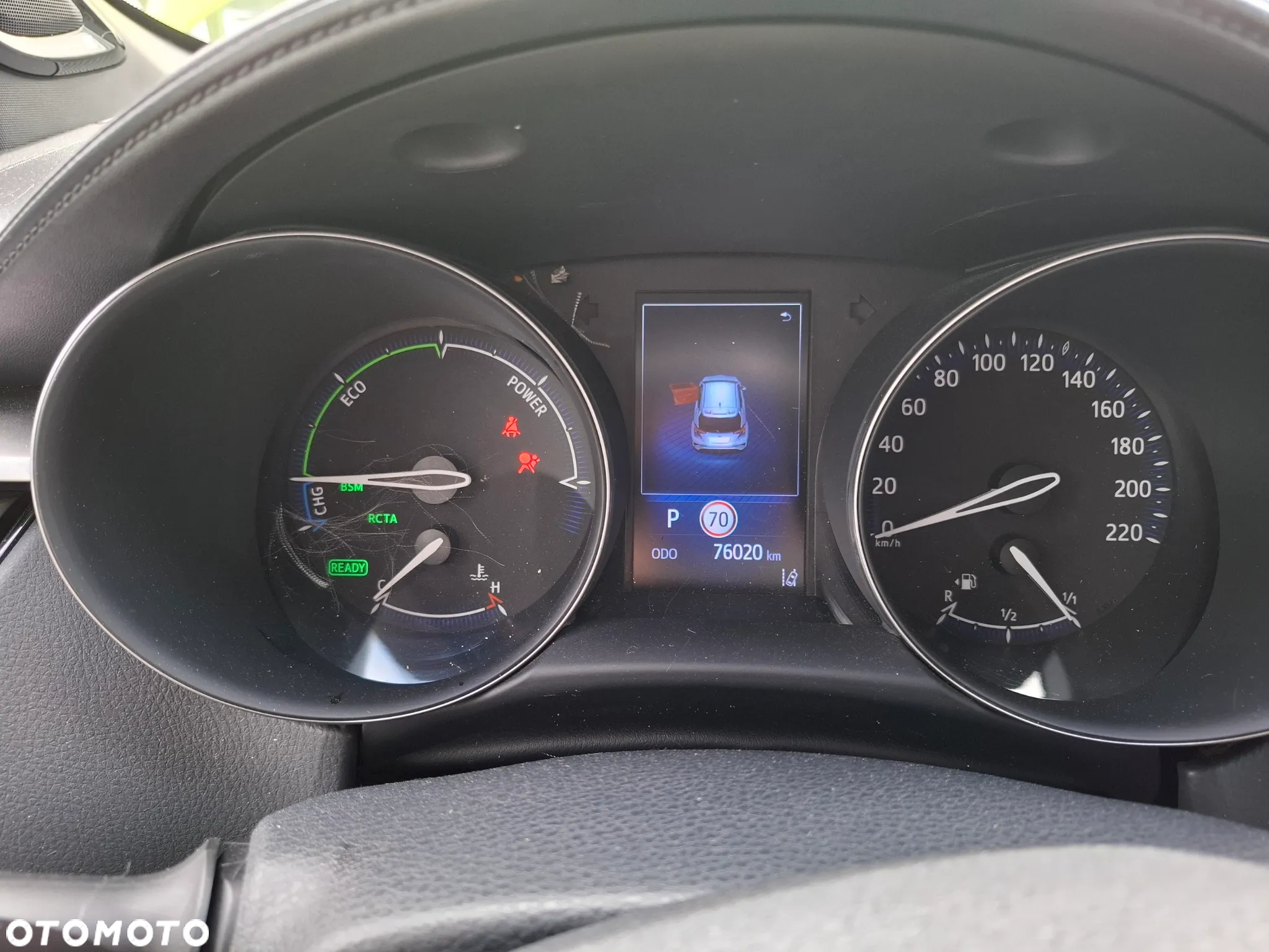 Toyota C-HR 1.8 Hybrid Neon Lime powered by JBL - 16