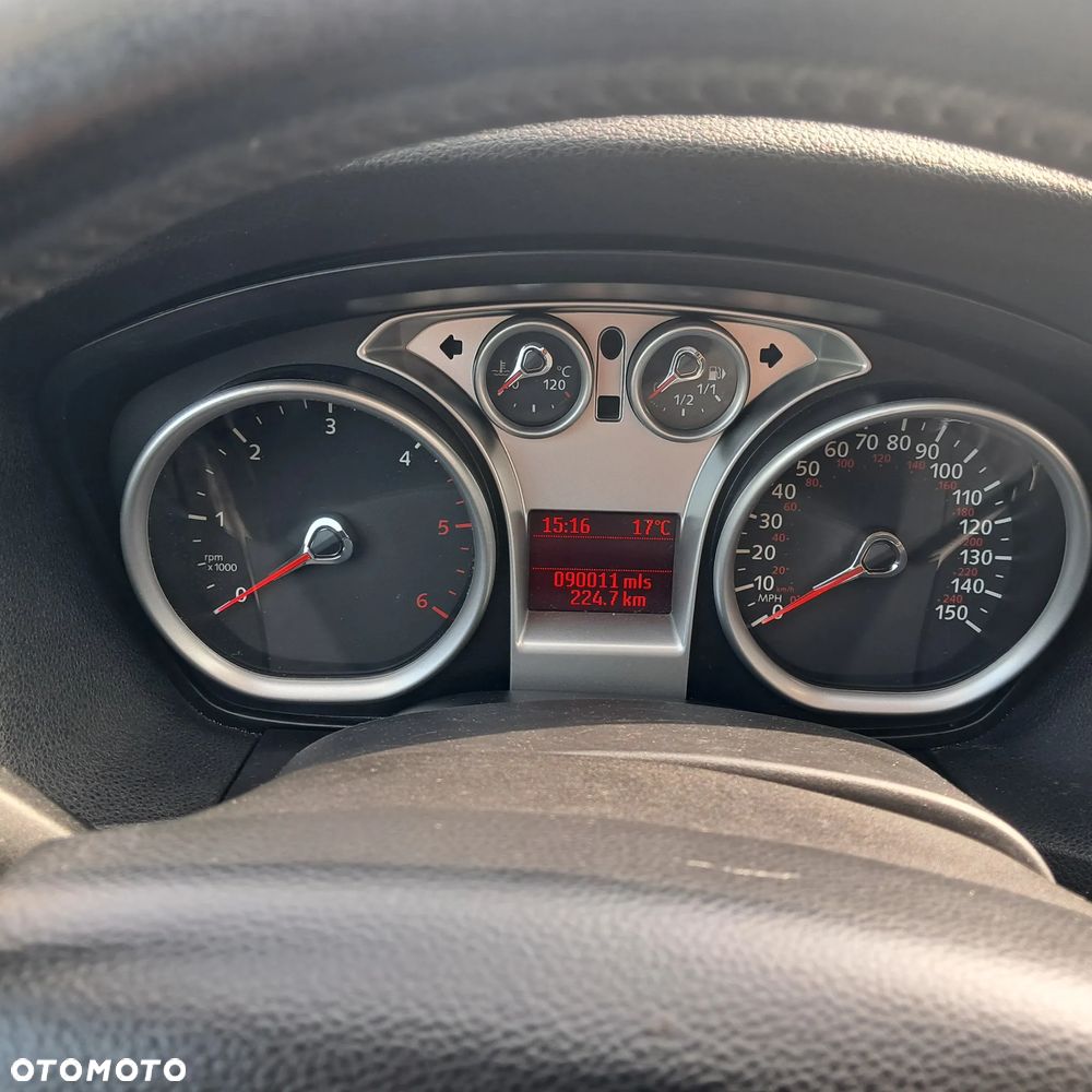 Ford Focus 1.6 16V Ambiente - 8