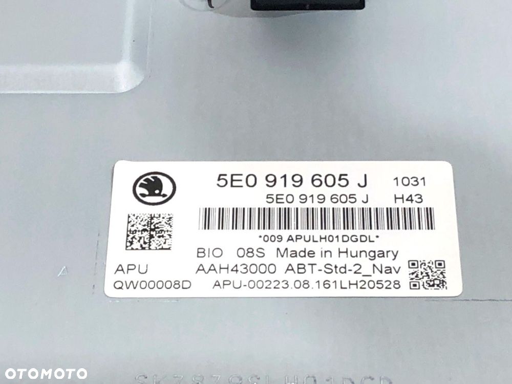 RADIO  SKODA OCTAVIA III Combi (5E5, 5E6) 2012 - 2022 2.0 TDI / TDI RS 4x4 135 kW [184 KM] olej - 6